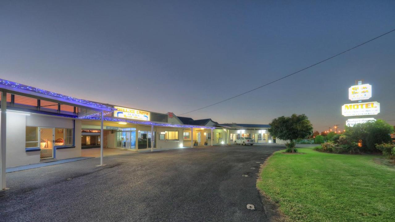 Glen Innes Motel エクステリア 写真