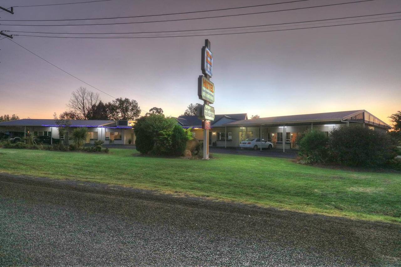 Glen Innes Motel エクステリア 写真